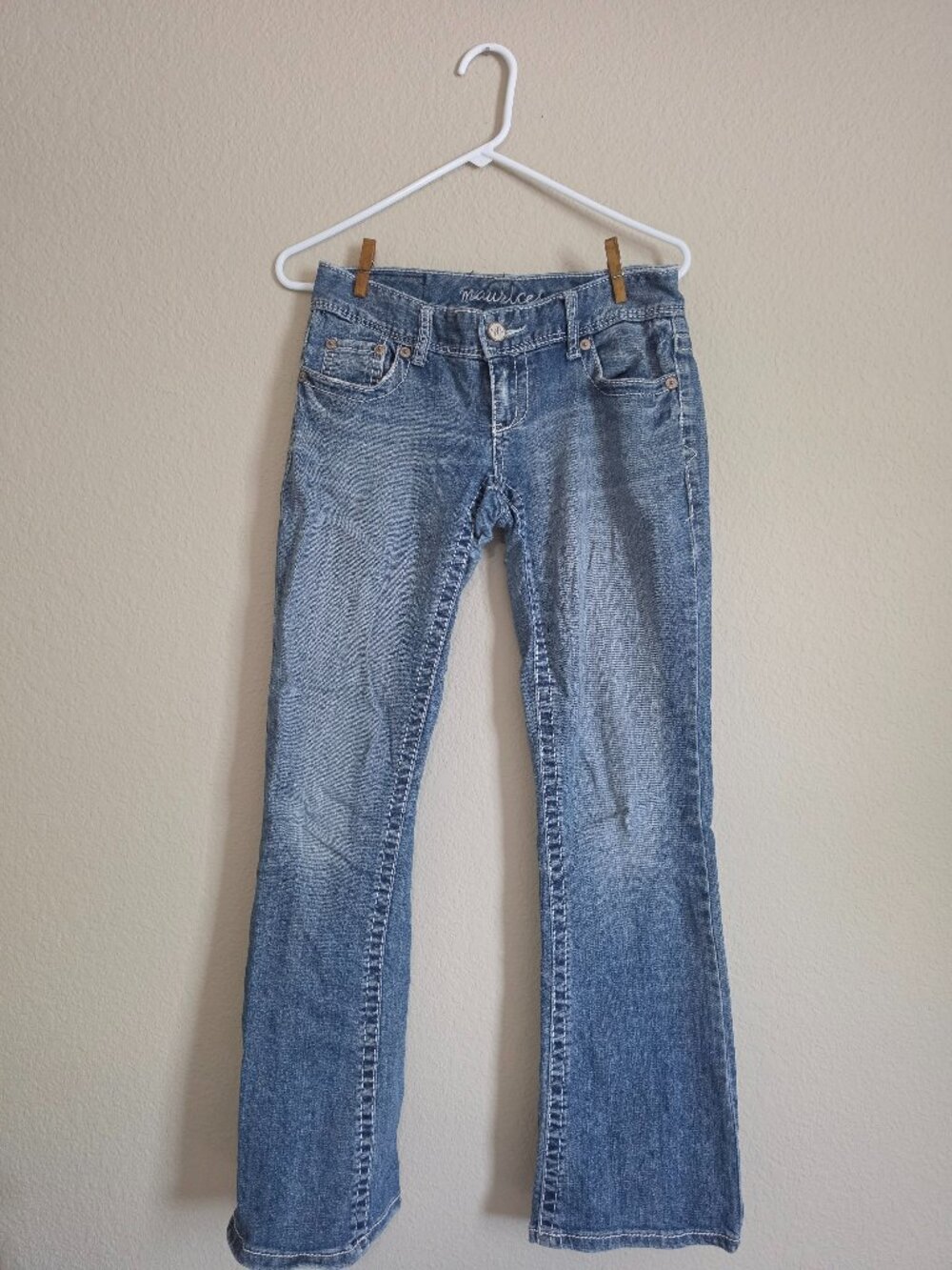 Maurices Women's Boot Cut Jeans Size 1/2 Short